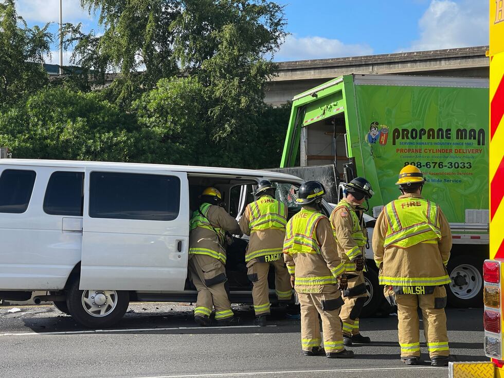 A crash shut down the westbound lanes of the H-1 Freeway.